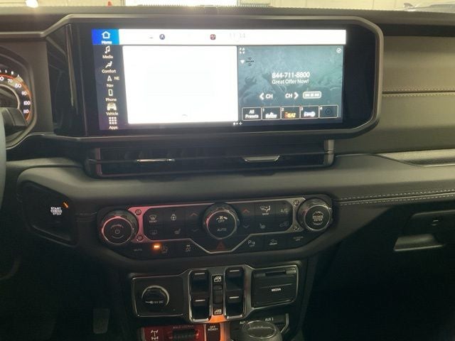 2026 Jeep Gladiator GLADIATOR MOJAVE X 4X4