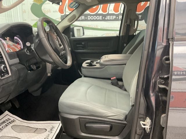 2018 RAM 1500 Express Quad Cab 4x4 6'4' Box