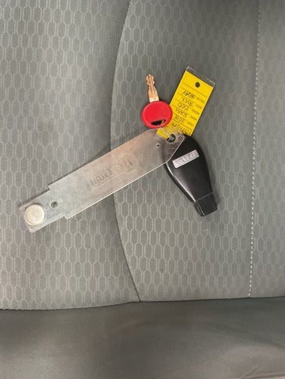 2018 RAM 1500 Express Quad Cab 4x4 6'4' Box