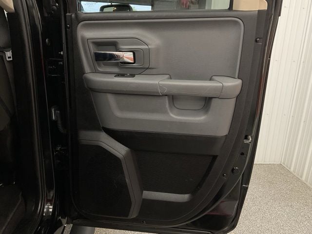 2020 RAM 1500 Classic Warlock Quad Cab 4x4 6'4' Box