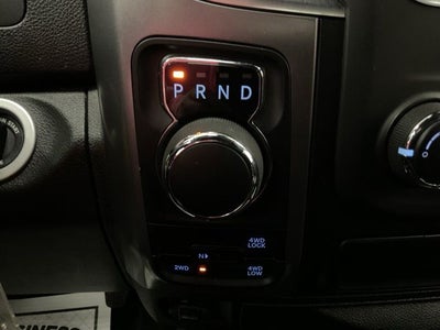2024 RAM 1500 Classic Warlock Crew Cab 4x4 5'7' Box
