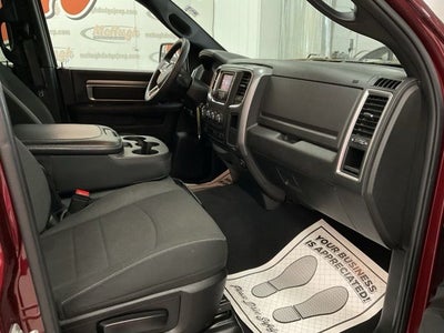 2024 RAM 1500 Classic Warlock Crew Cab 4x4 5'7' Box