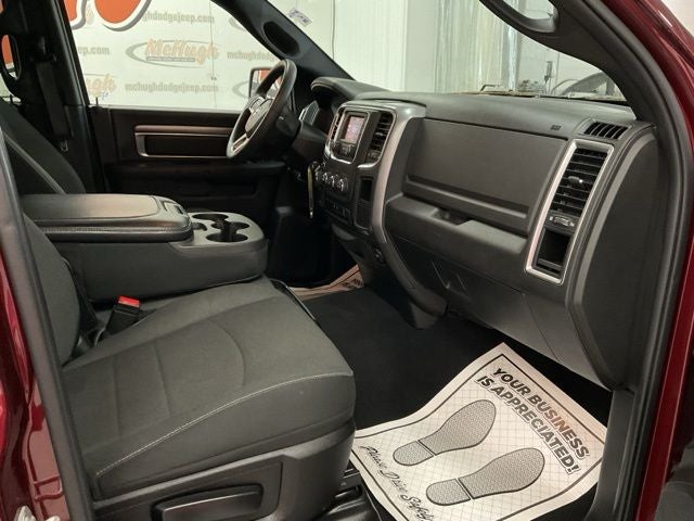 2024 RAM 1500 Classic Warlock Crew Cab 4x4 5'7' Box