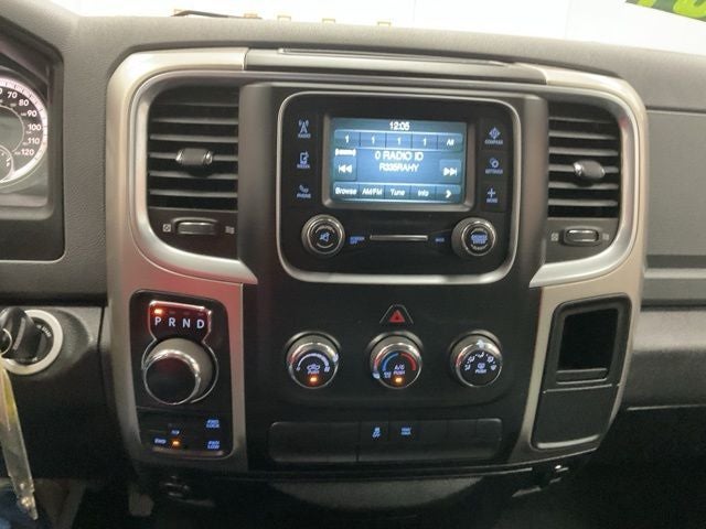 2019 RAM 1500 Classic SLT Crew Cab 4x4 6'4' Box