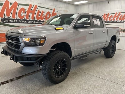 2022 RAM 1500 Big Horn Crew Cab 4x4 5'7' Box