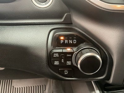 2022 RAM 1500 Big Horn Crew Cab 4x4 5'7' Box