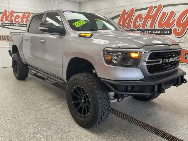 2022 RAM 1500 Big Horn Crew Cab 4x4 5'7' Box