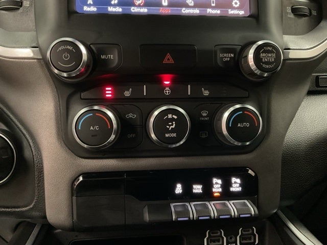 2021 RAM 1500 Big Horn Crew Cab 4x4 5'7' Box