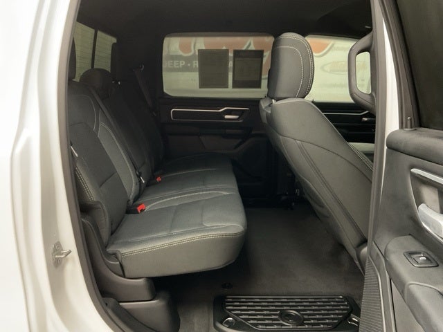 2021 RAM 1500 Big Horn Crew Cab 4x4 5'7' Box