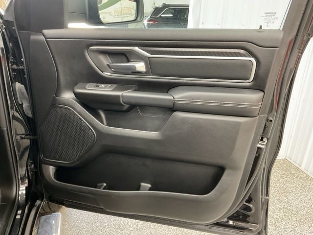 2025 RAM 1500 Big Horn Crew Cab 4x4 5'7' Box