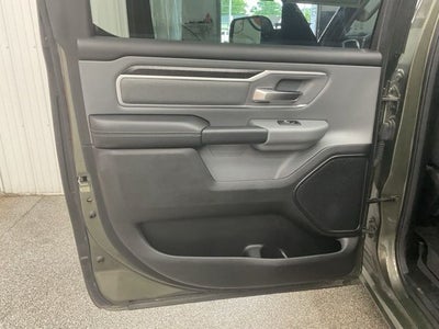 2020 RAM 1500 Big Horn Crew Cab 4x4 5'7' Box