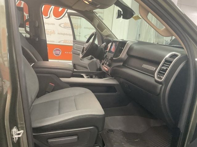 2020 RAM 1500 Big Horn Crew Cab 4x4 5'7' Box