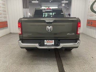 2020 RAM 1500 Big Horn Crew Cab 4x4 5'7' Box