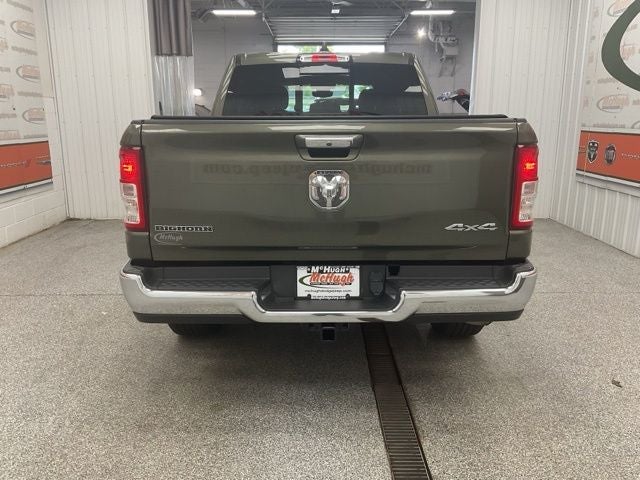 2020 RAM 1500 Big Horn Crew Cab 4x4 5'7' Box