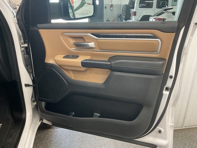 2021 RAM 1500 Big Horn Crew Cab 4x4 5'7' Box