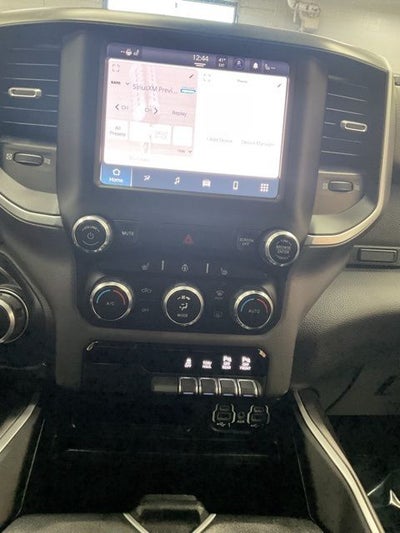 2022 RAM 1500 Big Horn Crew Cab 4x4 5'7' Box