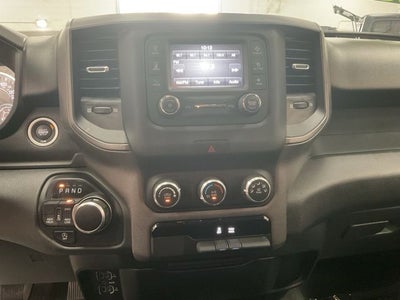 2021 RAM 1500 Tradesman Crew Cab 4x4 5'7' Box