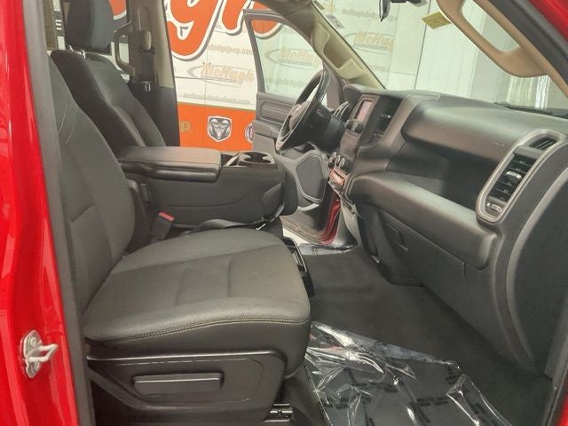 2021 RAM 1500 Tradesman Crew Cab 4x4 5'7' Box