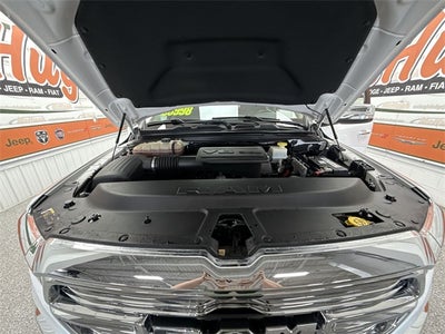 2021 RAM 1500 Laramie Crew Cab 4x4 5'7' Box