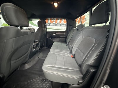 2019 RAM 1500 Big Horn/Lone Star Crew Cab 4x4 6'4' Box