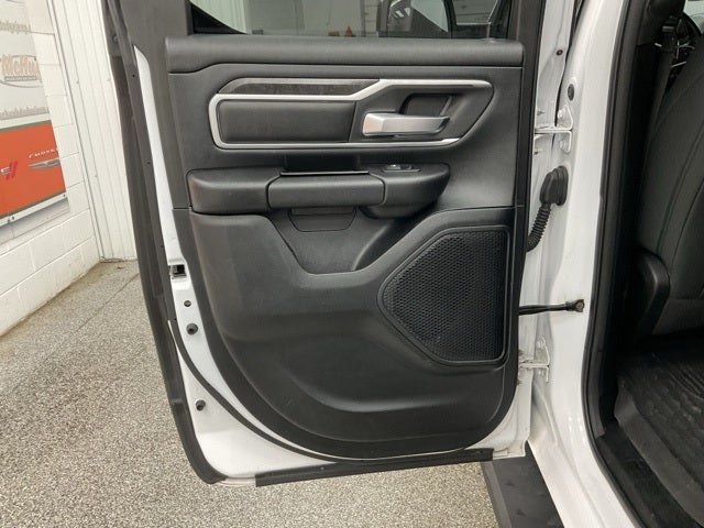 2021 RAM 1500 Big Horn Quad Cab 4x4 6'4' Box