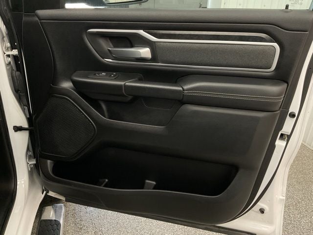 2022 RAM 1500 Big Horn Quad Cab 4x4 6'4' Box