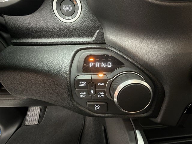 2025 RAM 1500 Big Horn Crew Cab 4x4 5'7' Box