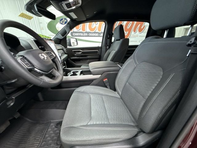 2025 RAM 1500 Big Horn Crew Cab 4x4 5'7' Box