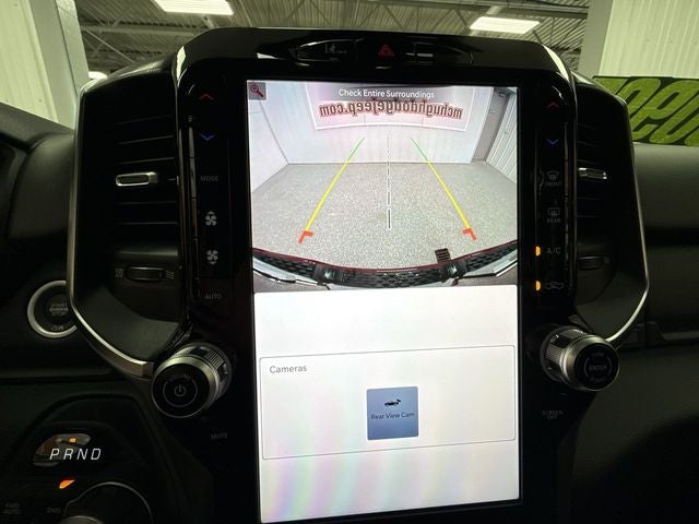 2025 RAM 1500 Big Horn Crew Cab 4x4 5'7' Box