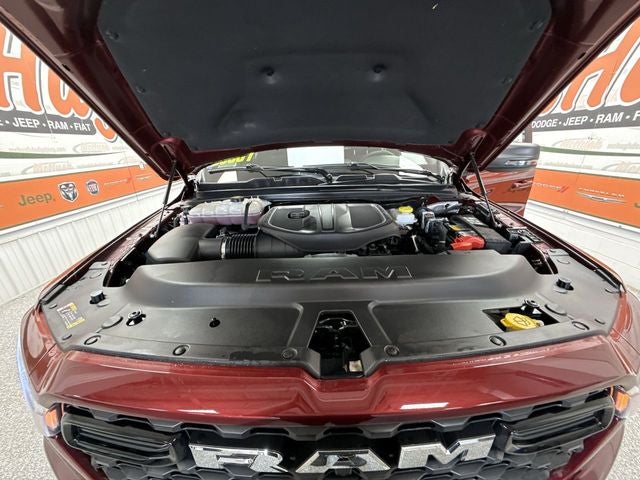 2025 RAM 1500 Big Horn Crew Cab 4x4 5'7' Box