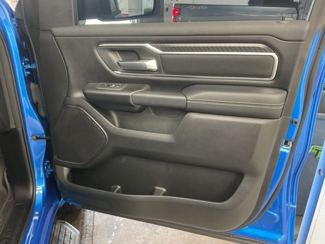 2026 RAM 1500 Big Horn Crew Cab 4x4 5'7' Box
