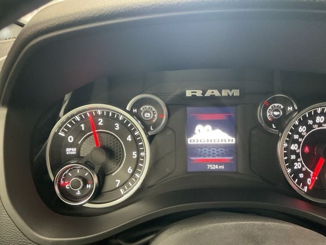 2025 RAM 1500 Big Horn Crew Cab 4x4 5'7' Box