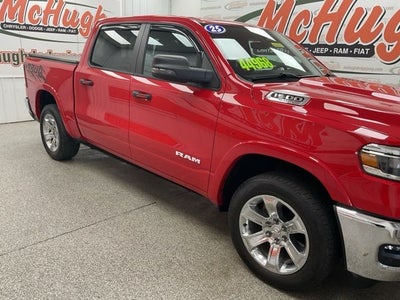 2025 RAM 1500 Big Horn Crew Cab 4x4 5'7' Box