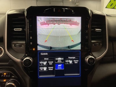 2020 RAM 1500 Big Horn Crew Cab 4x4 5'7' Box