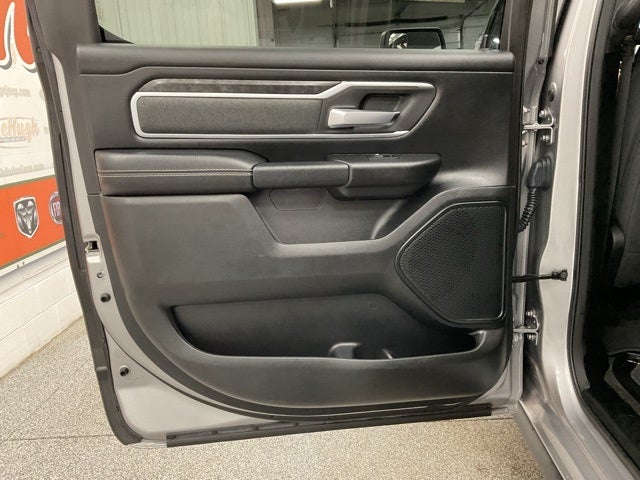 2020 RAM 1500 Big Horn Crew Cab 4x4 5'7' Box