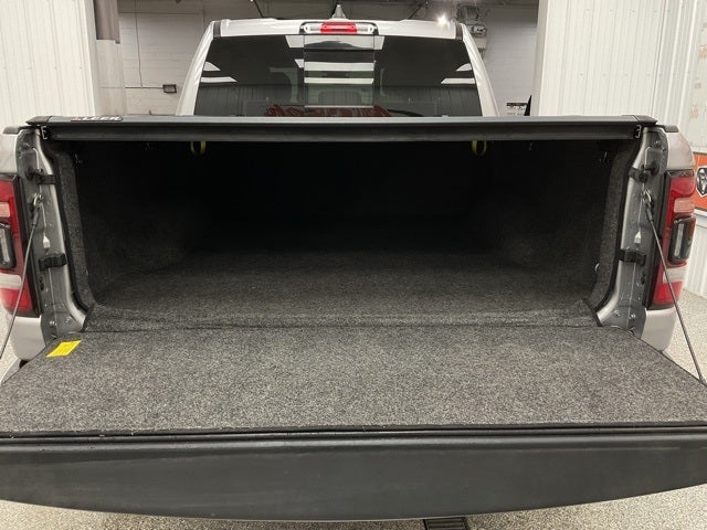 2020 RAM 1500 Big Horn Crew Cab 4x4 5'7' Box