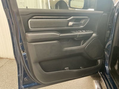 2021 RAM 1500 Big Horn Crew Cab 4x4 5'7' Box