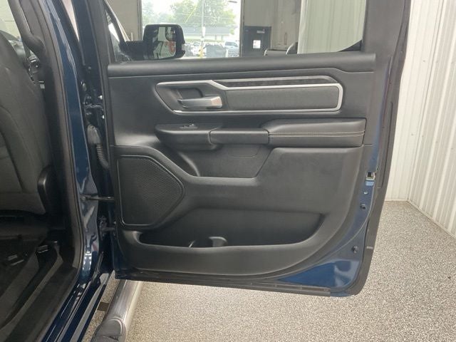 2021 RAM 1500 Big Horn Crew Cab 4x4 5'7' Box