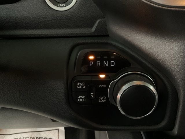 2019 RAM 1500 Big Horn/Lone Star Crew Cab 4x4 5'7' Box