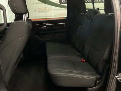 2020 RAM 1500 Big Horn Crew Cab 4x4 5'7' Box