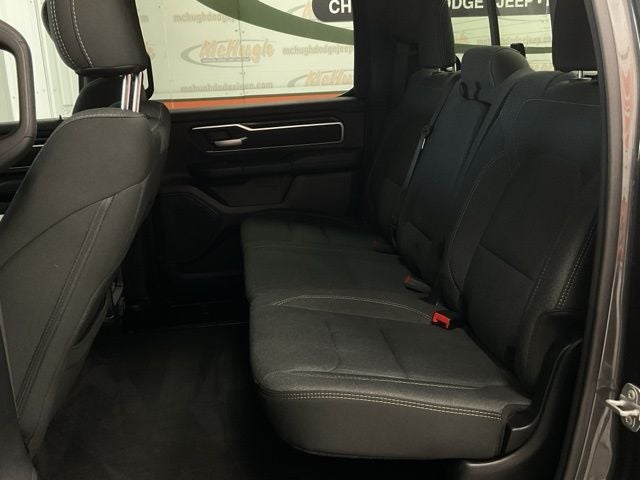 2020 RAM 1500 Big Horn Crew Cab 4x4 5'7' Box