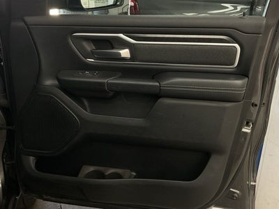 2020 RAM 1500 Big Horn Crew Cab 4x4 5'7' Box