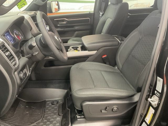 2026 RAM 1500 Big Horn Crew Cab 4x4 5'7' Box
