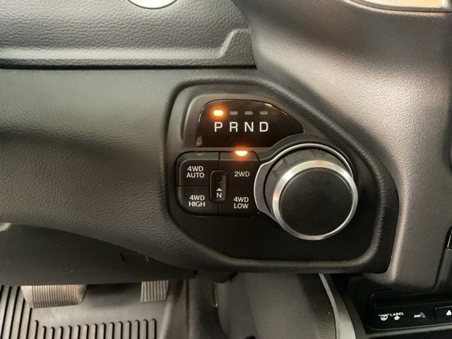 2019 RAM 1500 Big Horn/Lone Star Crew Cab 4x4 5'7' Box