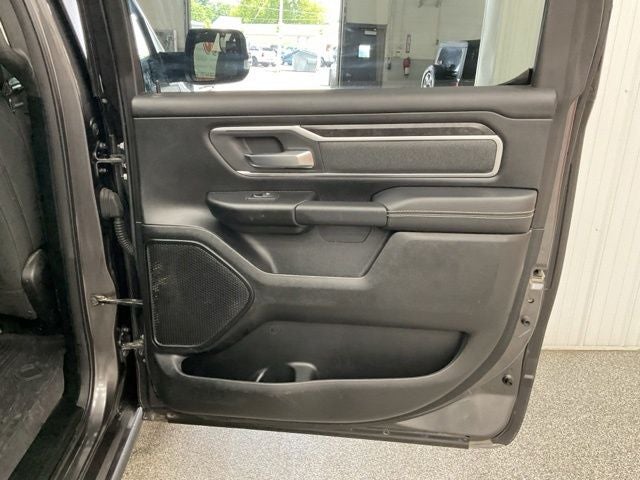 2021 RAM 1500 Big Horn Crew Cab 4x4 5'7' Box