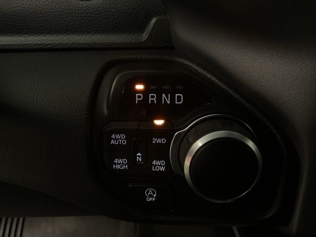 2021 RAM 1500 Big Horn Crew Cab 4x4 5'7' Box
