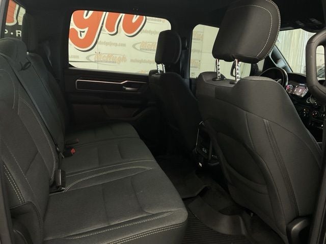 2021 RAM 1500 Big Horn Crew Cab 4x4 5'7' Box