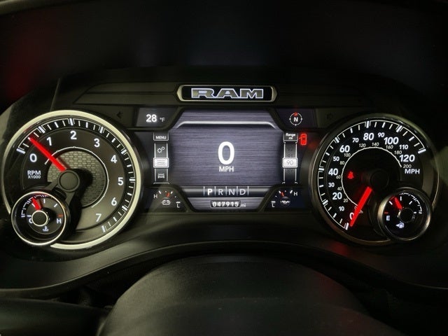 2021 RAM 1500 Big Horn Crew Cab 4x4 5'7' Box