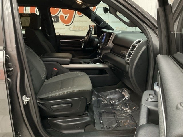 2021 RAM 1500 Big Horn Crew Cab 4x4 5'7' Box