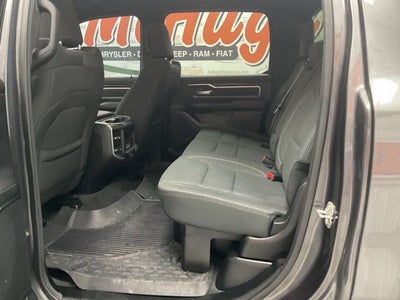 2020 RAM 1500 Big Horn Crew Cab 4x4 5'7' Box